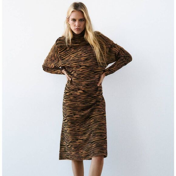 ZARA JACQUARD KNIT DRESS ANIMAL PRINT LIMITED EDITION - Picture 1 of 7